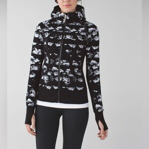 Women’s Lululemon Athletica Scuba Hoodie II Dream Rose black & white sz‎ 4